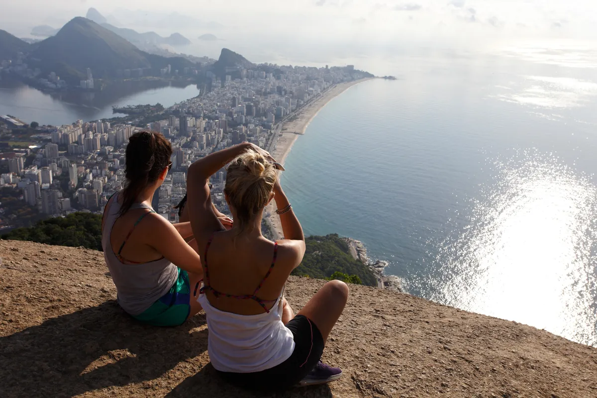 Turistico fechamento